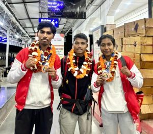 सरगुजा की स्वाति राजवाड़े ने जीता रजत पदक, आयुष सारथी ने भी रचा इतिहास